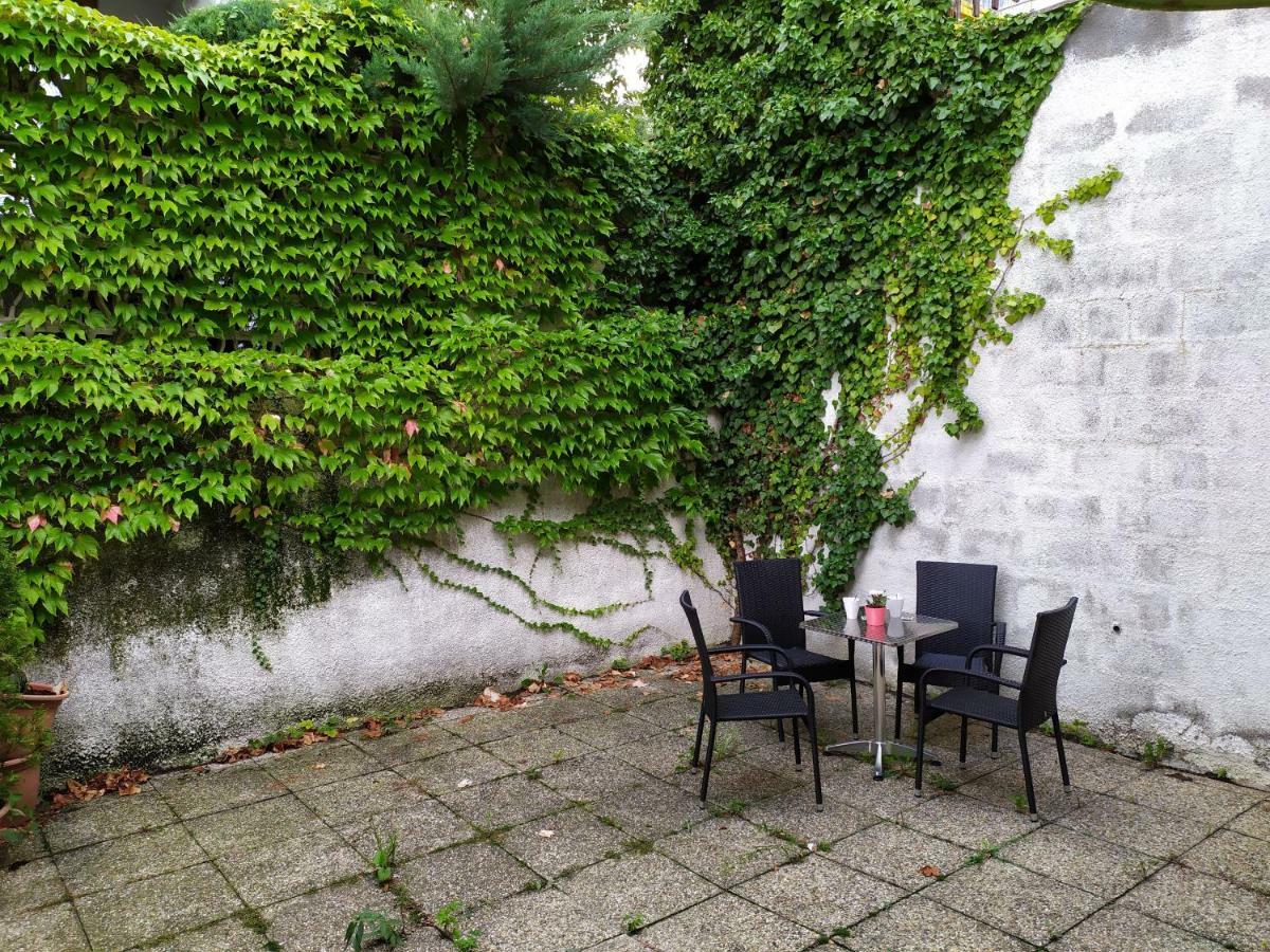 Kate & Jenny - Two-Level Apartment In The Old Town Bratislava Exterior foto