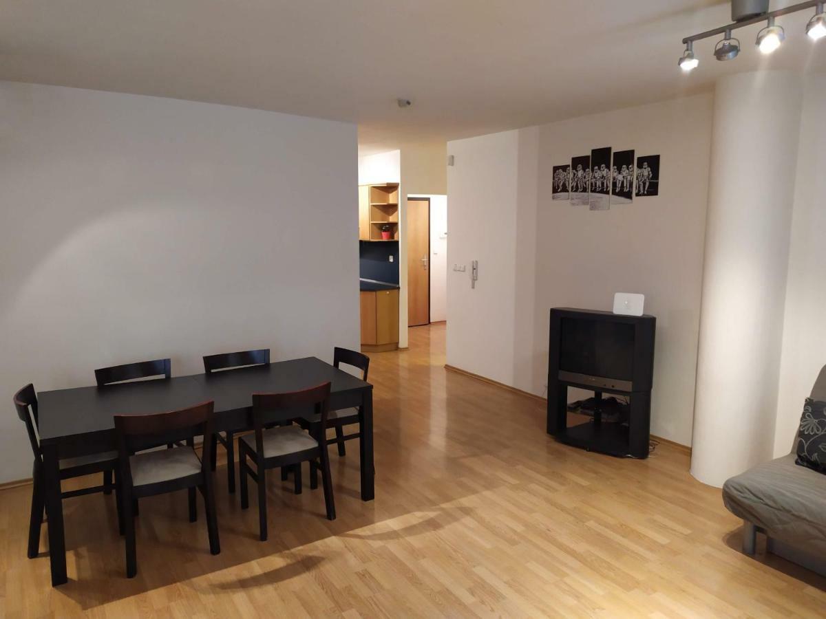 Kate & Jenny - Two-Level Apartment In The Old Town Bratislava Exterior foto